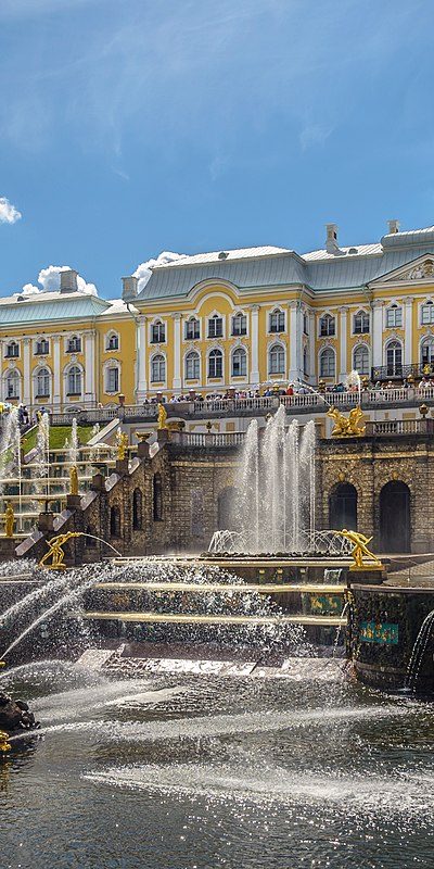Istana Peterhof (Petrodvorez)